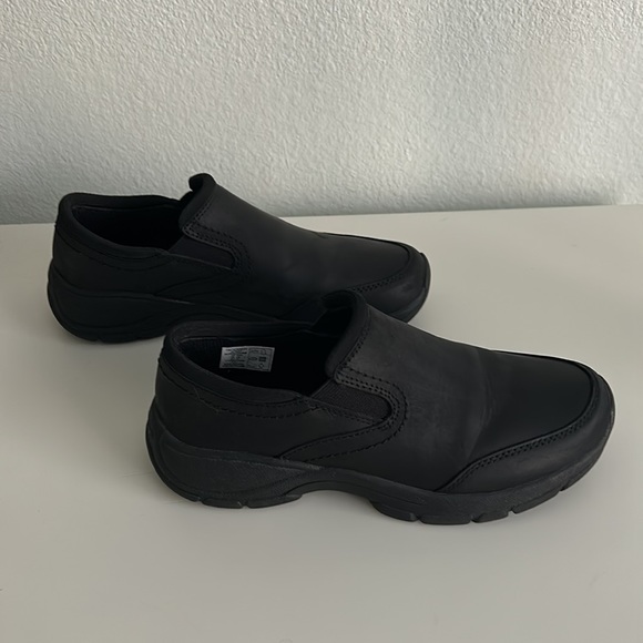 NWOT Lands’ End All Weather Leather Slip On Moc Black Shoes Size 6.5 - Picture 4 of 10